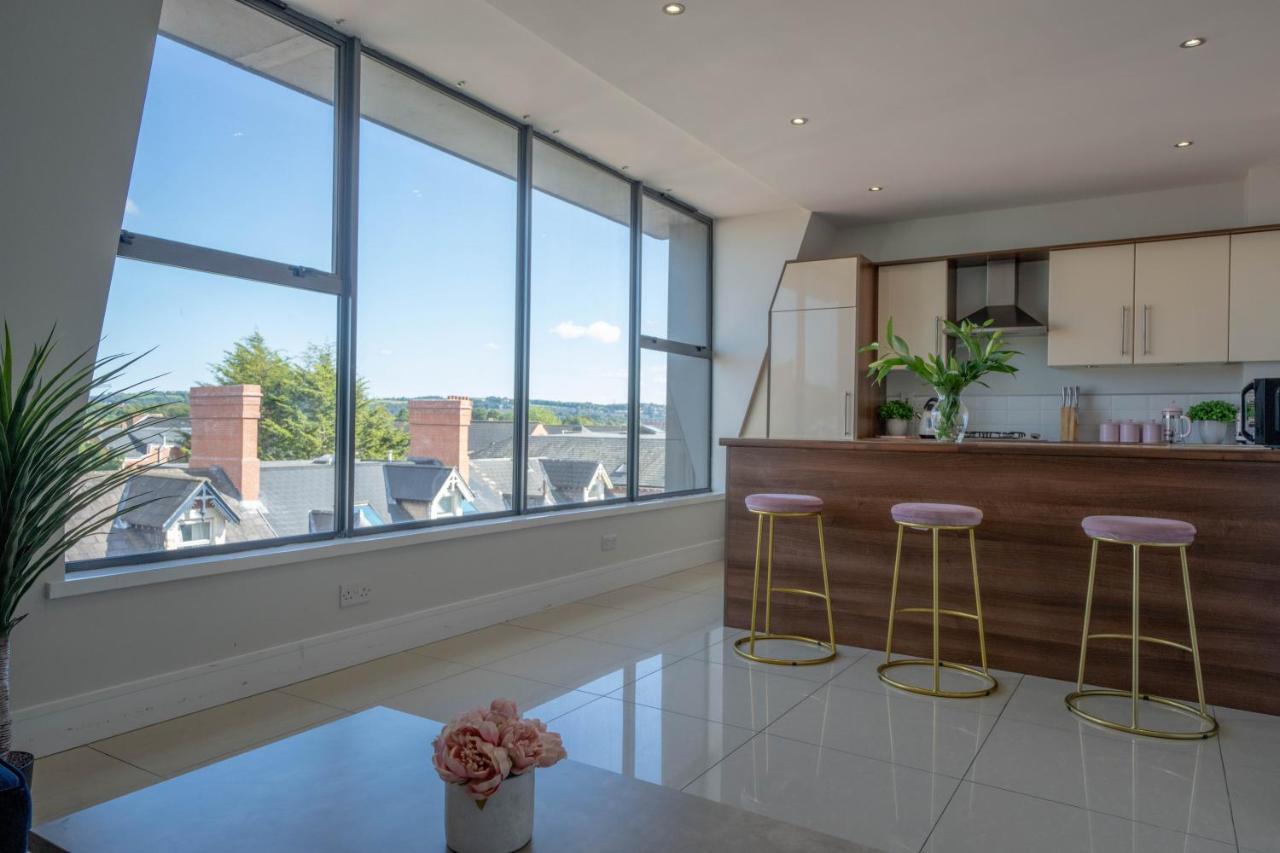 Rooftop Apartment At Queens Beautiful Views Белфаст Екстер'єр фото